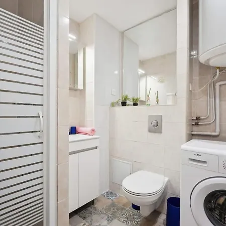 Budget Avec Parking Lejlighed