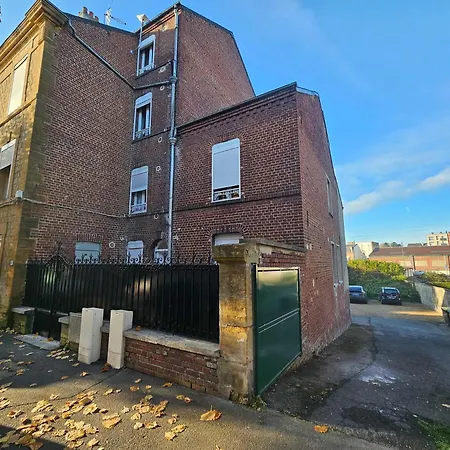 Budget Avec Parking Charleville-Mézières